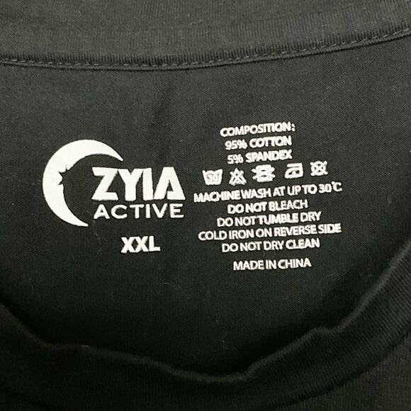 Zyia Active Women's Black Mountain Moon Graphic Tank Top XXL - Picture 3 of 3